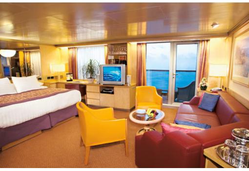 Una de las confortables suites del buque